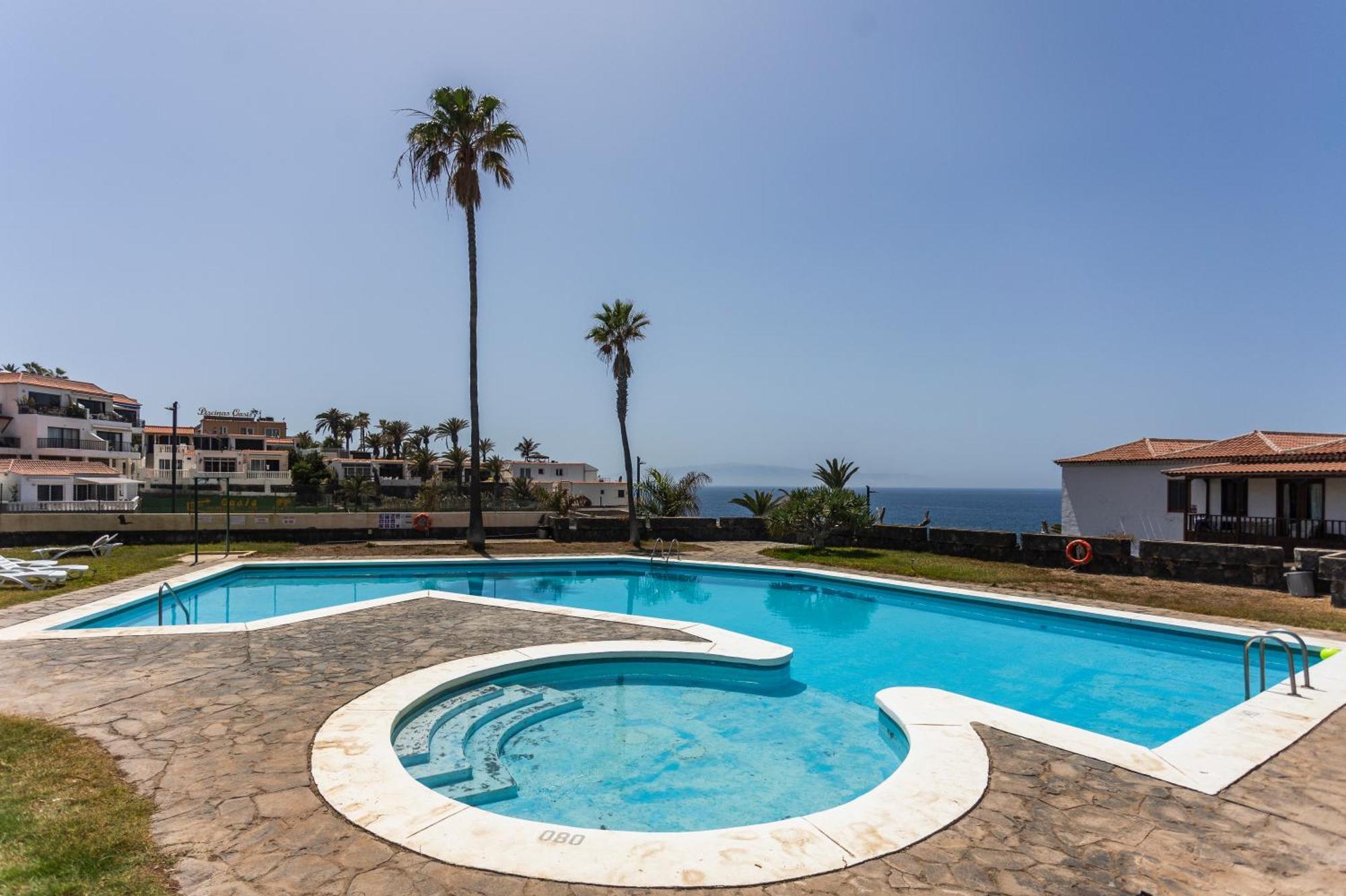 Ocean Panorama - 3 Ac Bedrooms, Private Garage, New Pool, 2 Bathrooms, Tv Channels Acantilado de los Gigantes Luaran gambar