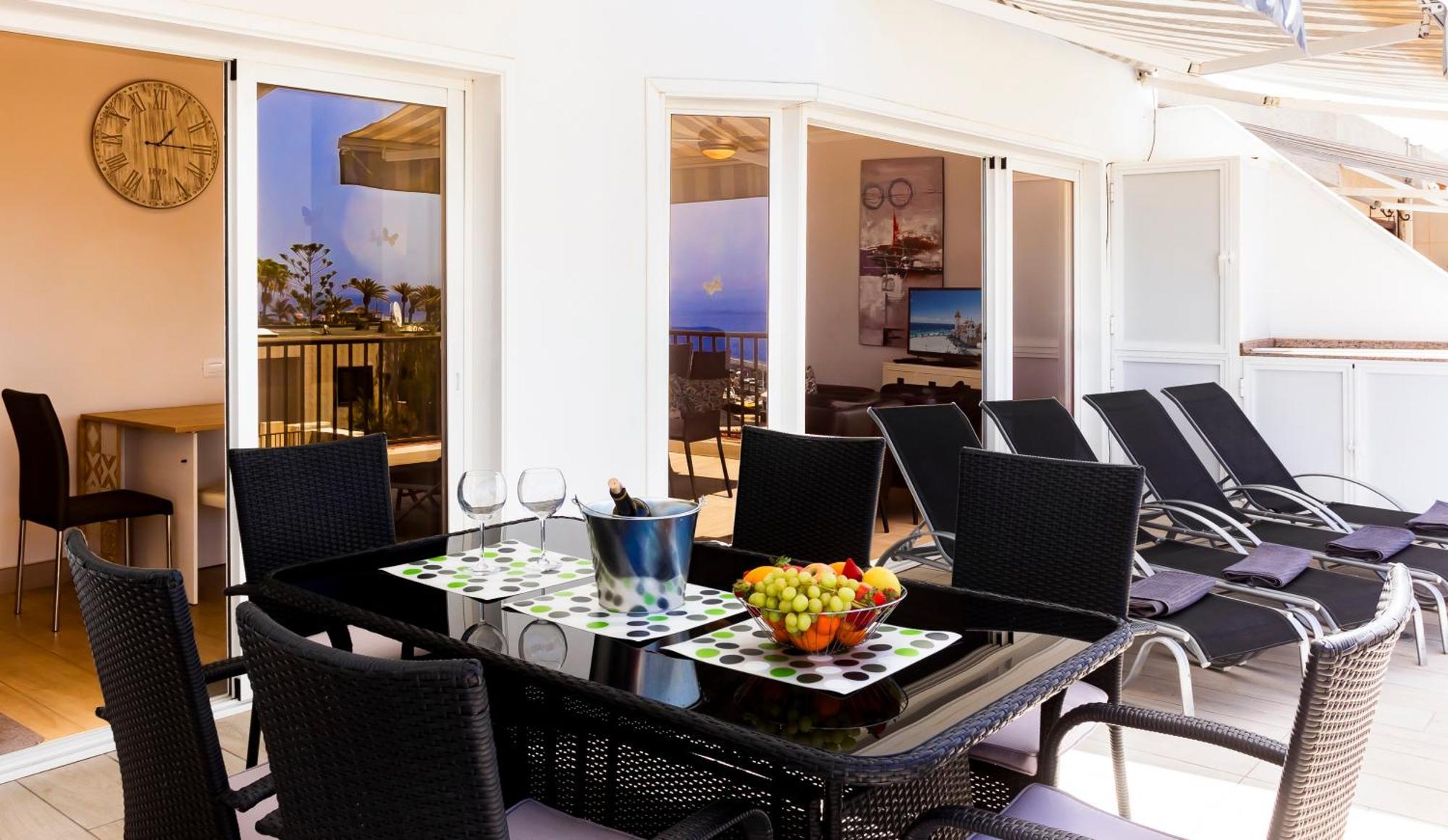 Ocean Panorama - 3 Ac Bedrooms, Private Garage, New Pool, 2 Bathrooms, Tv Channels Acantilado de los Gigantes Luaran gambar