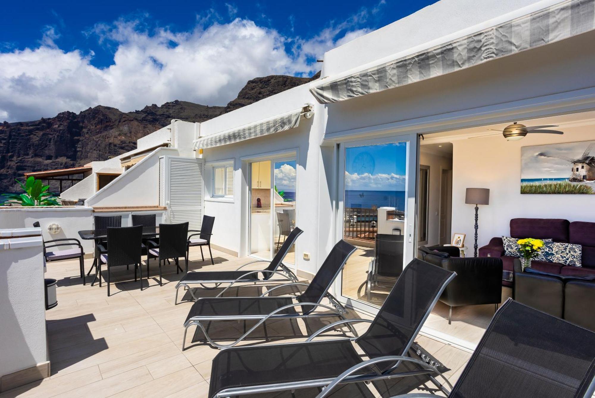 Ocean Panorama - 3 Ac Bedrooms, Private Garage, New Pool, 2 Bathrooms, Tv Channels Acantilado de los Gigantes Luaran gambar