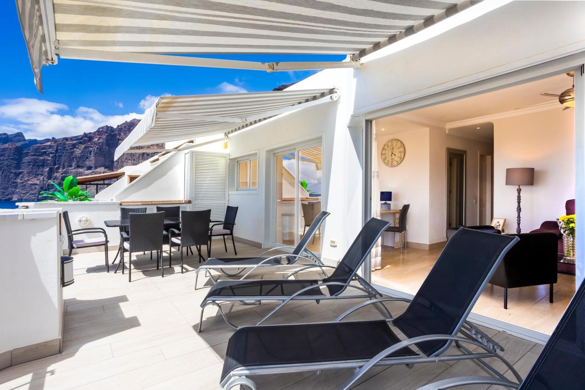 Ocean Panorama - 3 Ac Bedrooms, Private Garage, New Pool, 2 Bathrooms, Tv Channels Acantilado de los Gigantes Luaran gambar