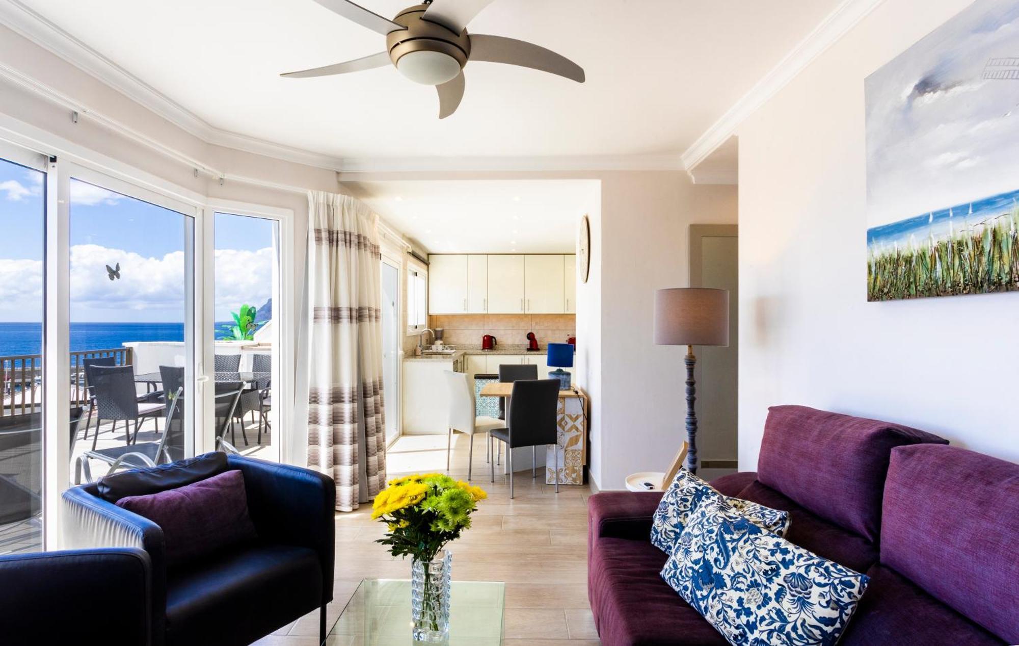 Ocean Panorama - 3 Ac Bedrooms, Private Garage, New Pool, 2 Bathrooms, Tv Channels Acantilado de los Gigantes Luaran gambar